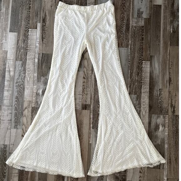 Elegant Cream Flare Pants - Picture 3 of 9